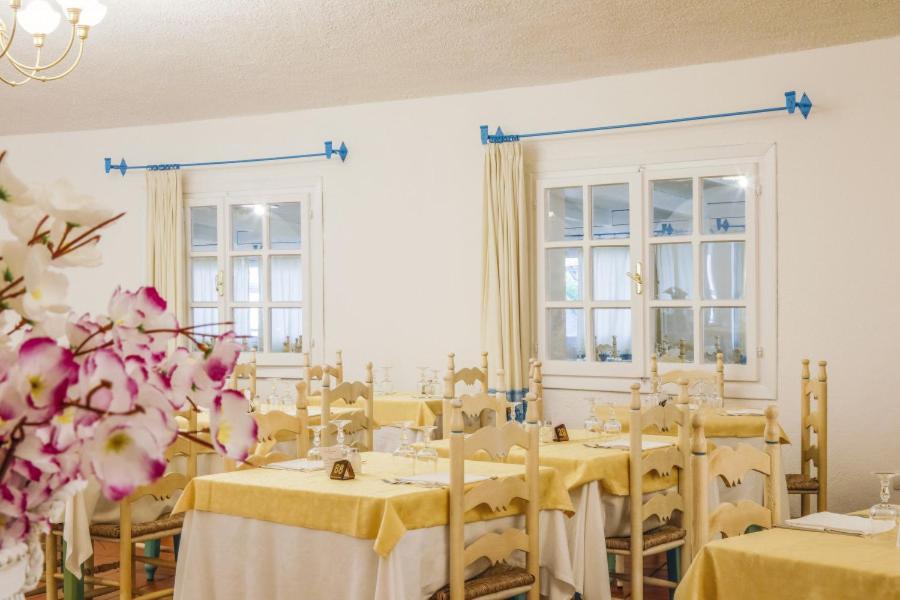 فندق Nicolaus Club Li Cucutti Agrustos المظهر الخارجي الصورة